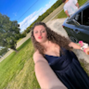 Meet your Posher, Raylee